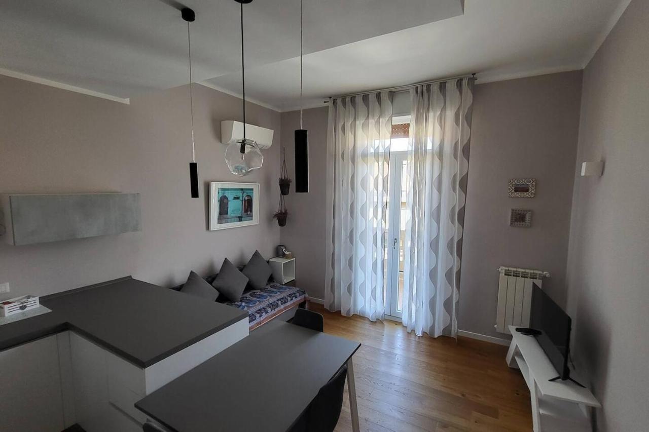 Central And Cosy Apartament Bologna Buitenkant foto