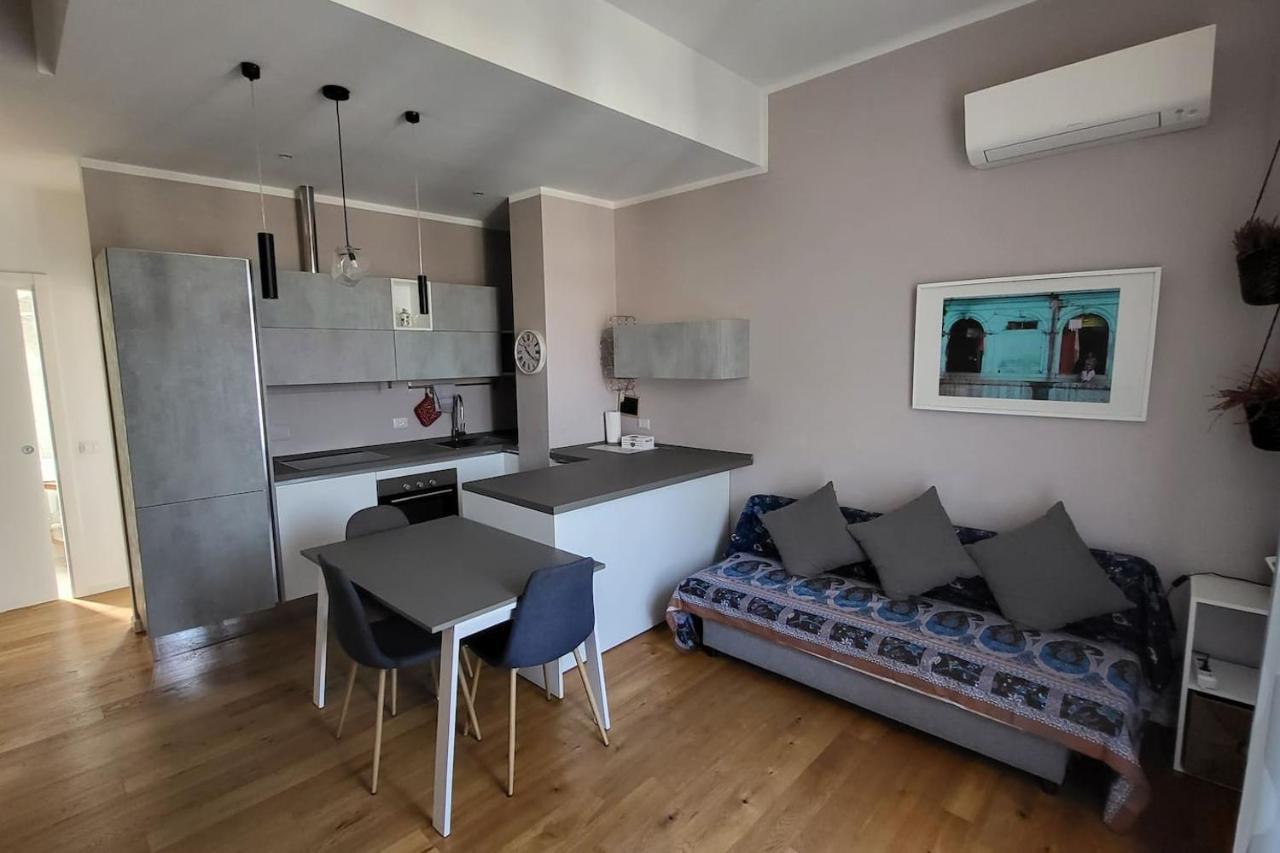Central And Cosy Apartament Bologna Buitenkant foto