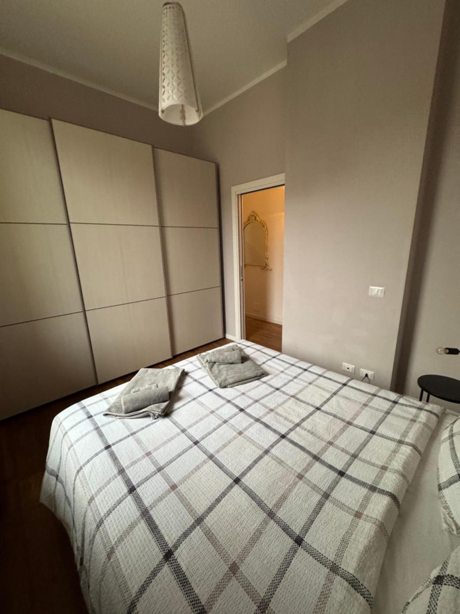 Central And Cosy Apartament Bologna Buitenkant foto